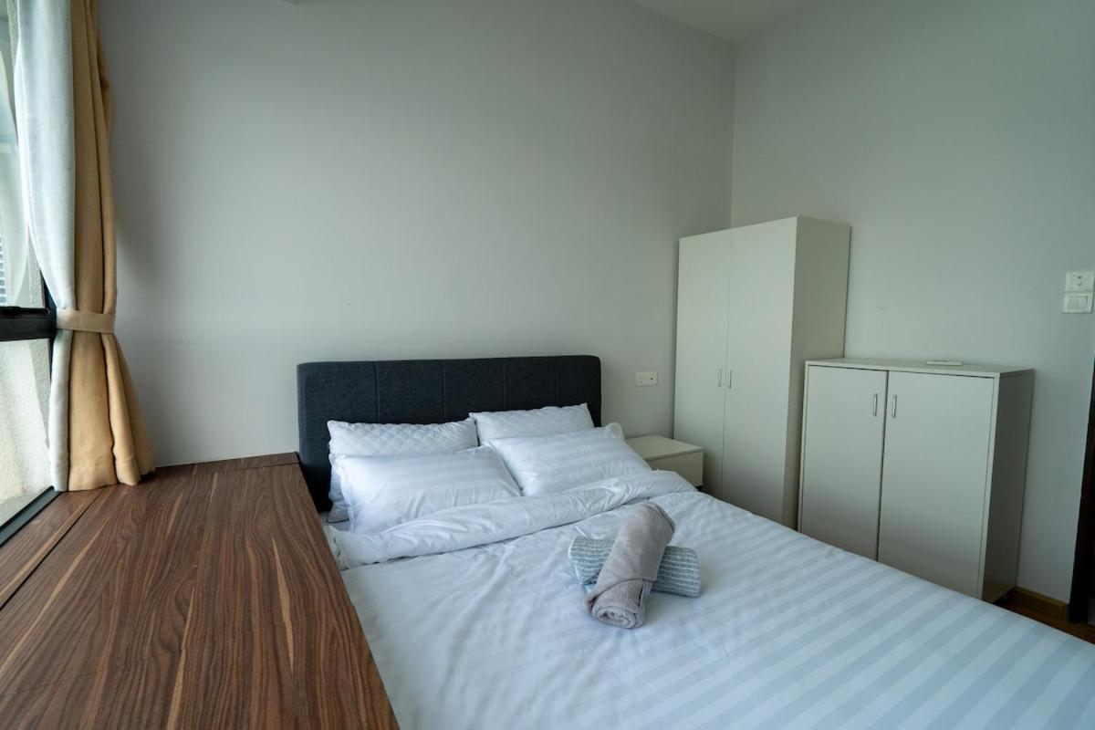 Pangsapuri Bay Laurel Sunset Full Seaview Beach Kids Zone *