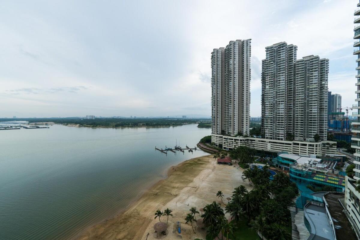 Bay Laurel Sunset Full Seaview Beach Kids Zone Pangsapuri